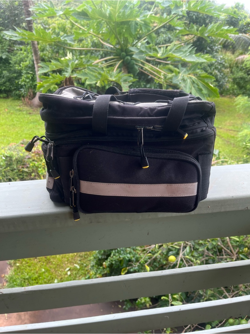 Sunlite bike rackbag/paneer with cooler